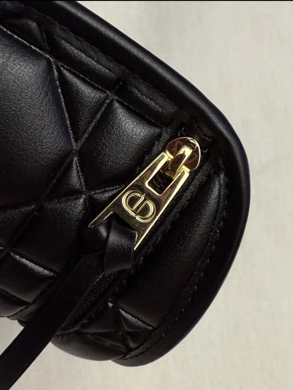 NWT CHRISTIAN DIOR CANAGE HARD SUNGLASSES CASE/CLUTCH💗💗💗 - Picture 5 of 5